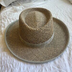 Men's Columbia Large/XL straw hat